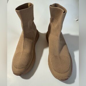 Zara Women's Tan Knit High-Top Sneakers